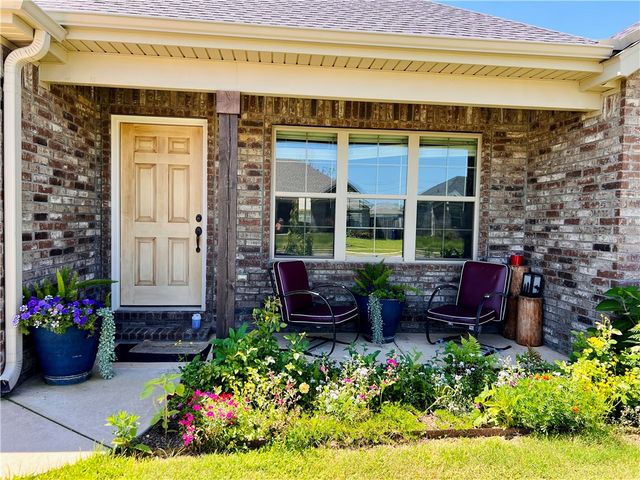 1908 E Endura Park Drive, Siloam Springs, AR 72761