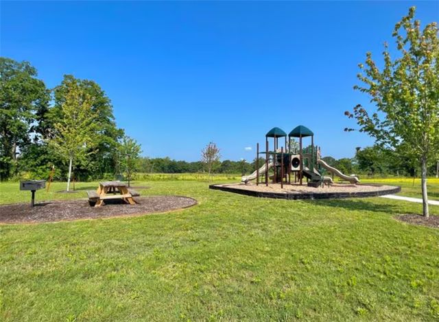 1908 E Endura Park Drive, Siloam Springs, AR 72761