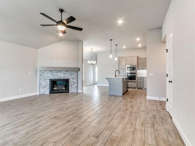 14213 Giverny Avenue, Yukon, OK 73099