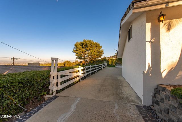 27024 Sunnyridge Road, Palos Verdes Peninsula, CA 90274