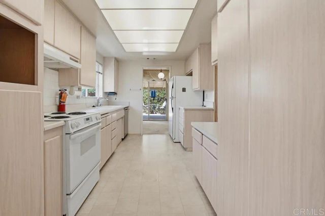 12459 Pipo Road, San Diego, CA 92128