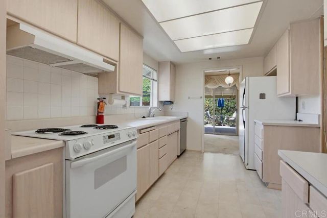 12459 Pipo Road, San Diego, CA 92128
