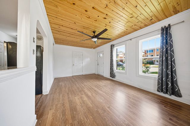 3114 Elm Street, Franklin Park, IL 60131