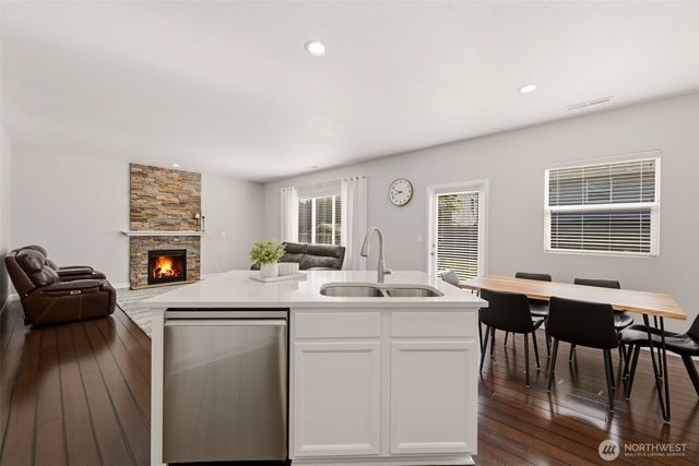 11021 180th Avenue Ct E, Bonney Lake, WA 98391