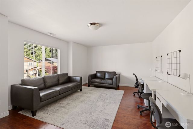 11021 180th Avenue Ct E, Bonney Lake, WA 98391