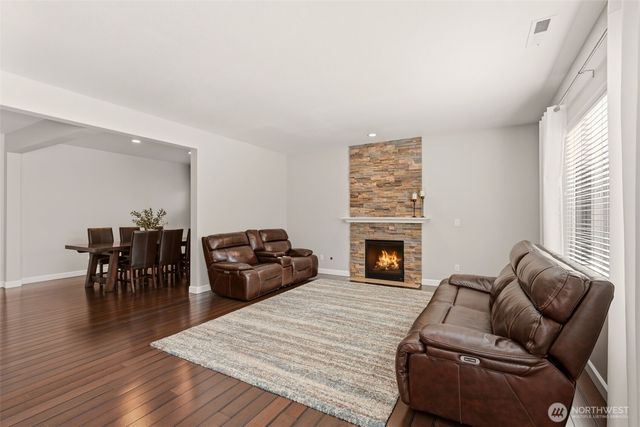 11021 180th Avenue Ct E, Bonney Lake, WA 98391