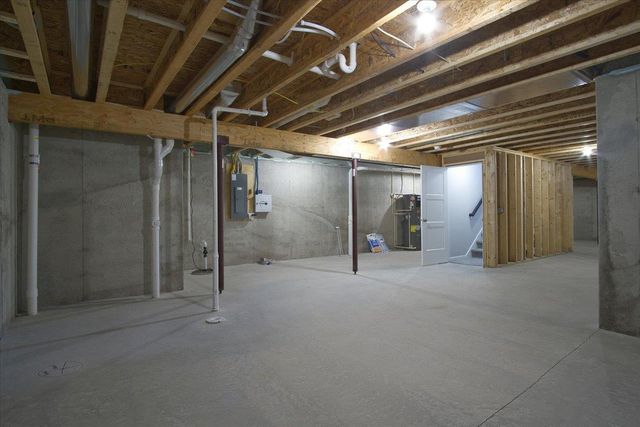 2167 Autumn Lake Parkway, Madison, WI 53718