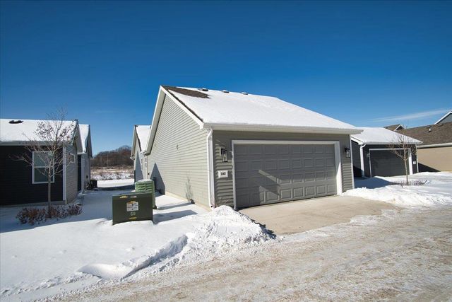 2167 Autumn Lake Parkway, Madison, WI 53718