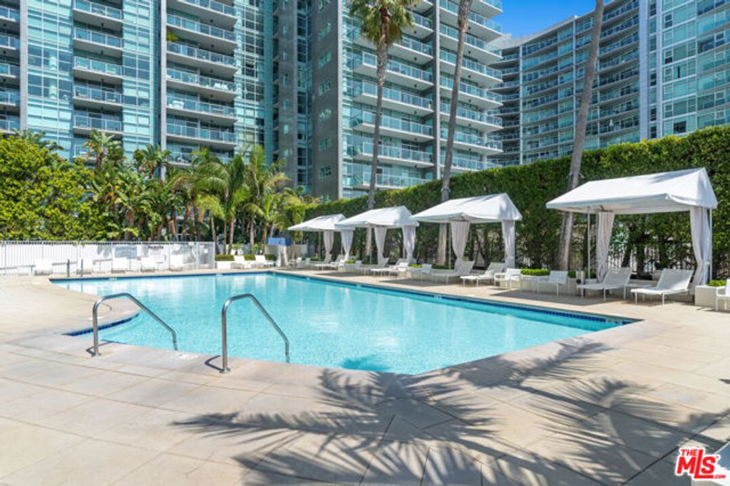 13700 Marina Pointe Drive 1126, Marina Del Rey, CA 90292