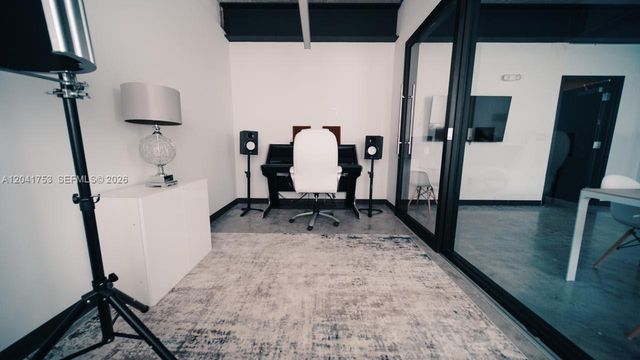 2017 NW 135 Avenue, Miami, FL 33182