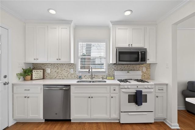 190 Chestnut NE Street, Fairburn, GA 30213