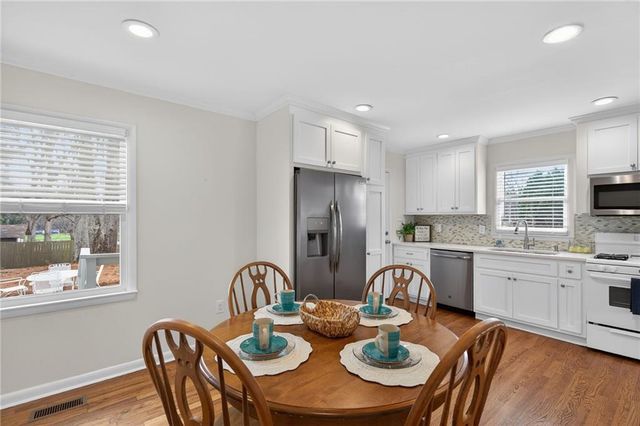 190 Chestnut NE Street, Fairburn, GA 30213