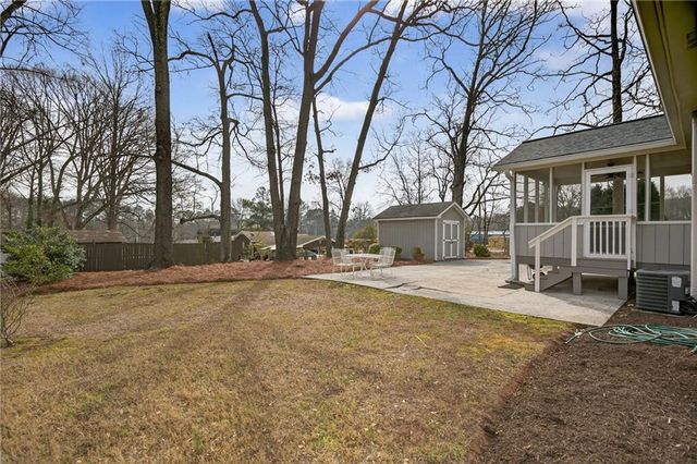 190 Chestnut NE Street, Fairburn, GA 30213