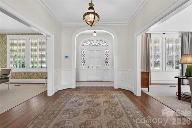 700 Queens Road, Charlotte, NC 28207