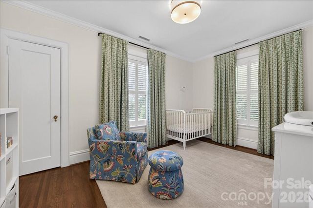 700 Queens Road, Charlotte, NC 28207