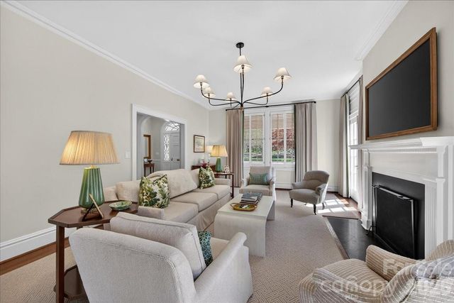 700 Queens Road, Charlotte, NC 28207