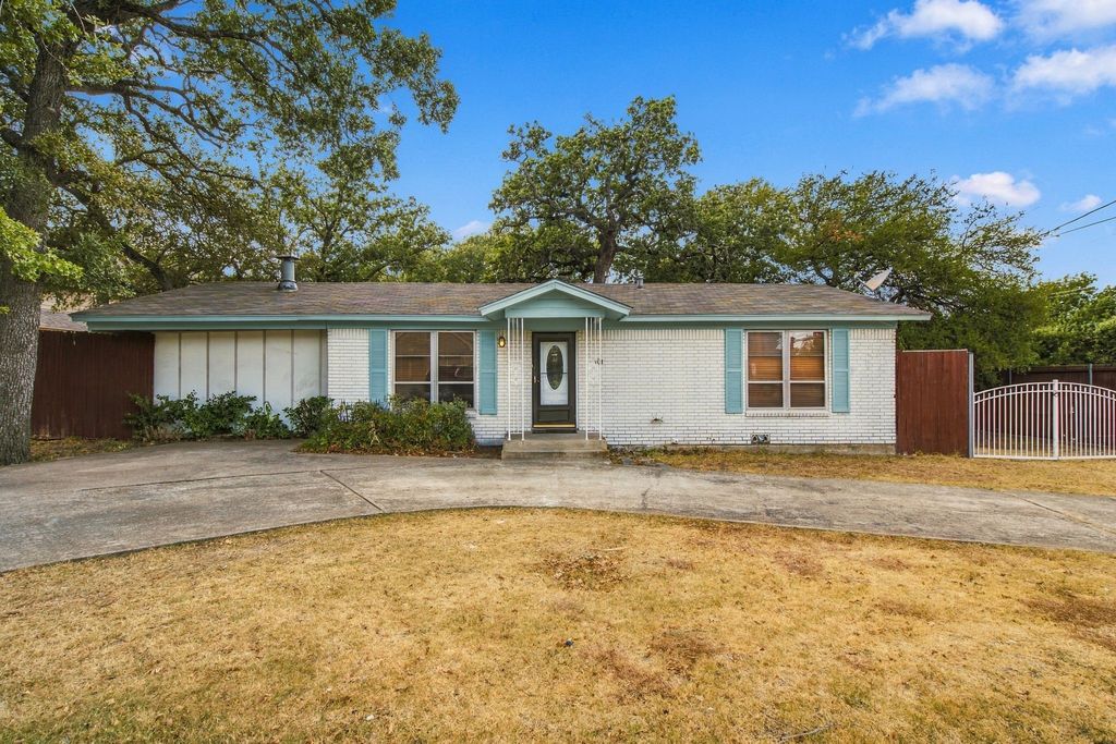 101 S Heartz Road, Coppell, TX 75019 — photo 3