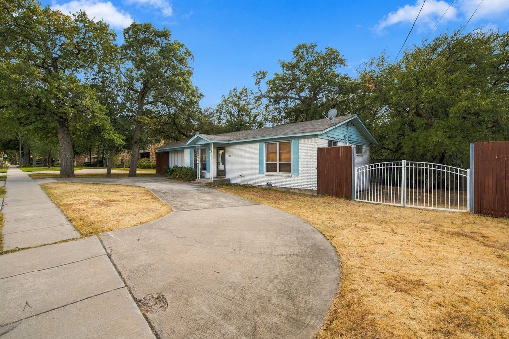 101 S Heartz Road, Coppell, TX 75019 — photo 4