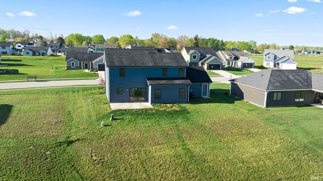 1410 Bear Hollow Drive, Huntertown, IN 46748