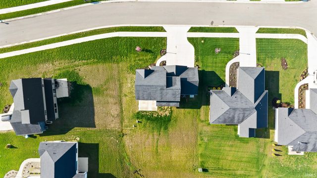 1410 Bear Hollow Drive, Huntertown, IN 46748