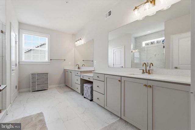 6829 FOUNTAIN PARK DR, Glenn Dale, MD 20769