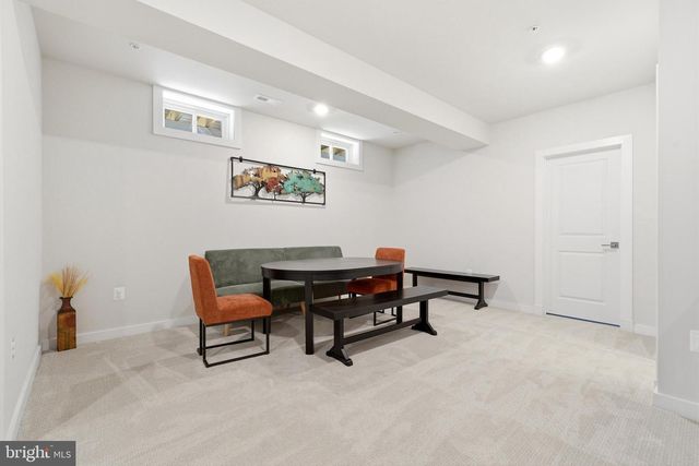 6829 FOUNTAIN PARK DR, Glenn Dale, MD 20769