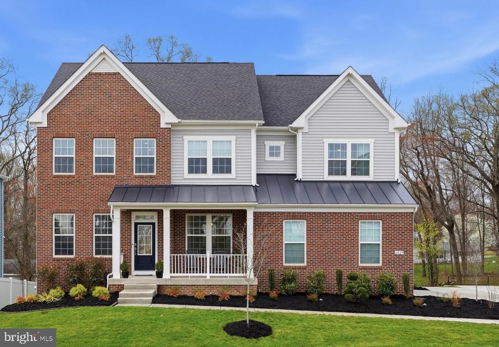 6829 FOUNTAIN PARK DR, Glenn Dale, MD 20769