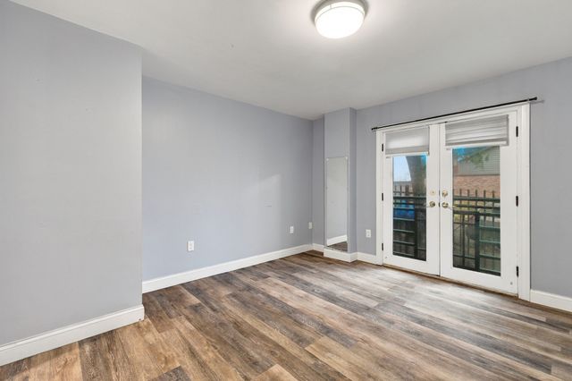 165 Cottage St 207, Chelsea, MA 02150