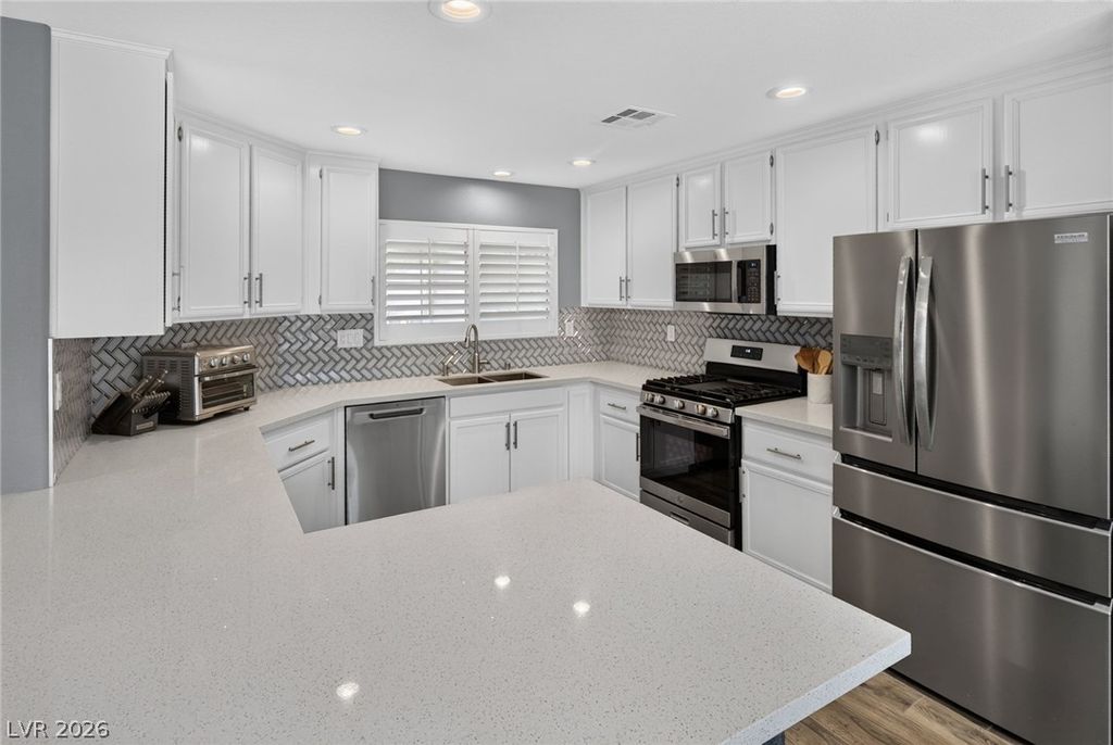 2413 Cockatiel Drive, North Las Vegas, NV 89084 — photo 5