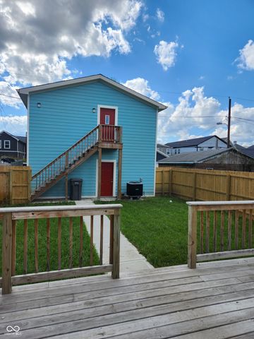 2226 Bellefontaine Street, Indianapolis, IN 46205