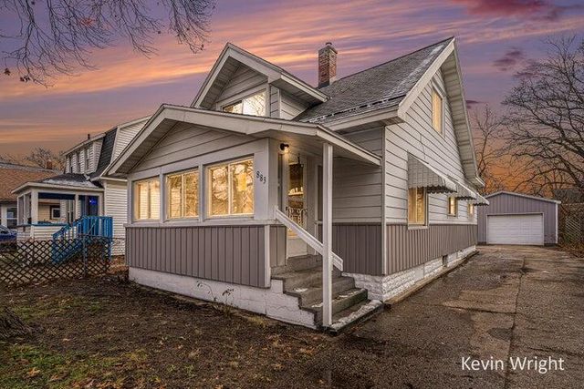 883 Emerson Avenue, Muskegon, MI 49442