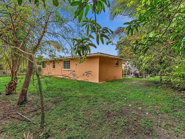 12755 NW 1st Avenue, North Miami, FL 33168