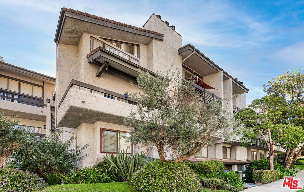 1920 Pandora Avenue 8, Los Angeles, CA 90025 — photo 3