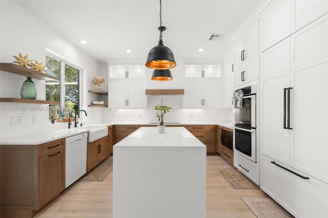 10443 NW 59th Pl, Parkland, FL 33076