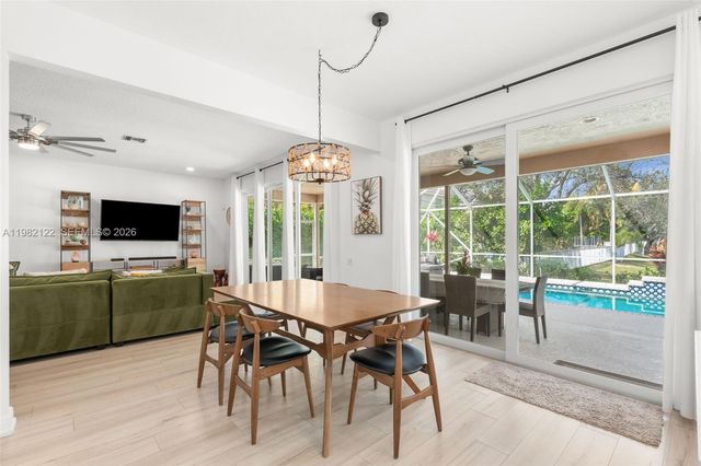 10443 NW 59th Pl, Parkland, FL 33076