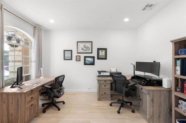 10443 NW 59th Pl, Parkland, FL 33076