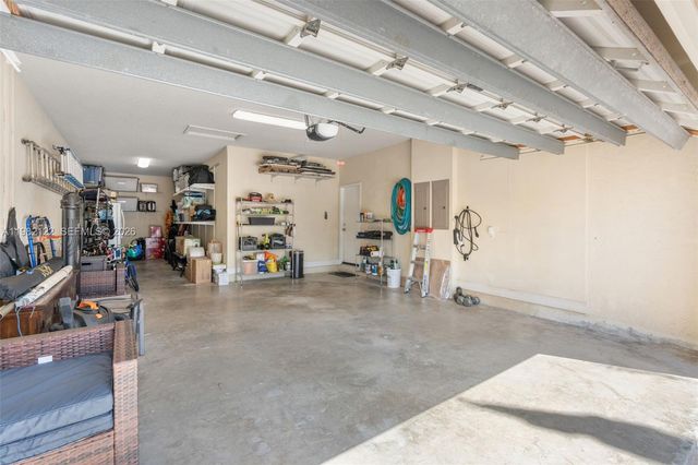 10443 NW 59th Pl, Parkland, FL 33076