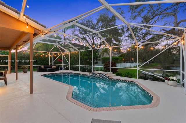 10443 NW 59th Pl, Parkland, FL 33076