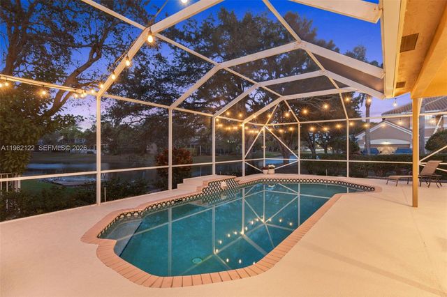 10443 NW 59th Pl, Parkland, FL 33076