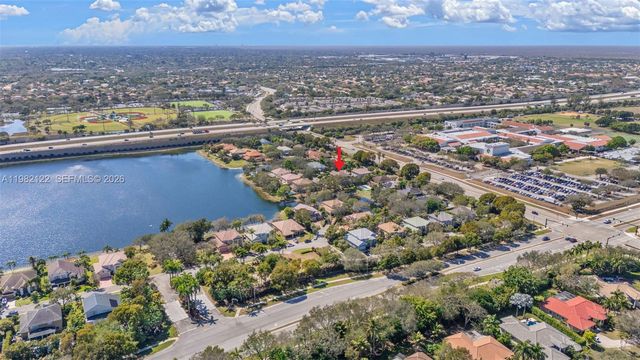 10443 NW 59th Pl, Parkland, FL 33076