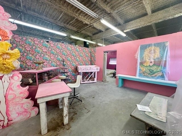 3218 W Broadway Street, Ardmore, OK 73401