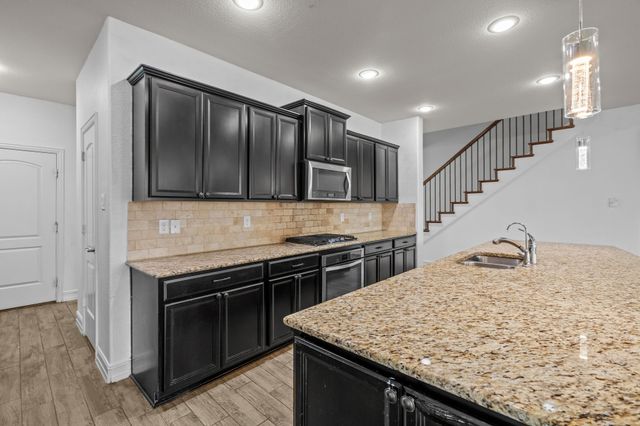 1929 Brahorn Lane, Fort Worth, TX 76131