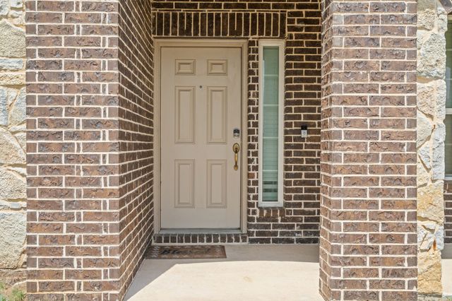 1929 Brahorn Lane, Fort Worth, TX 76131