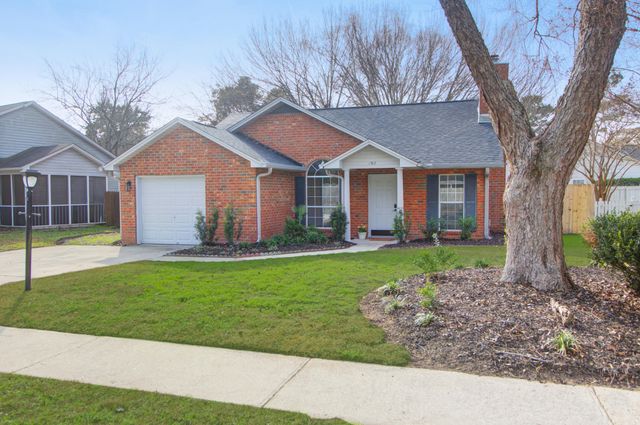 1368 Thayer Hall Drive, Mount Pleasant, SC 29466