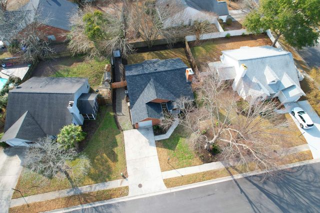 1368 Thayer Hall Drive, Mount Pleasant, SC 29466