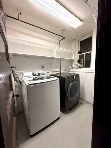 20 Claflin Rd A, Brookline, MA 02445