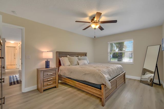 406 Nervia Ct, St Augustine, FL 32086