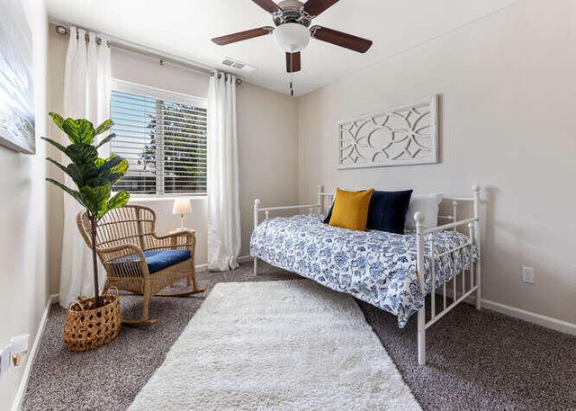 7094 W Wren Avenue, Visalia, CA 93291