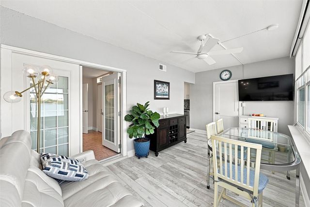 1898 SHORE DRIVE S 208, South Pasadena, FL 33707