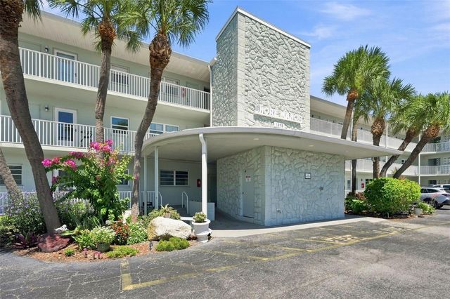 1898 SHORE DRIVE S 208, South Pasadena, FL 33707
